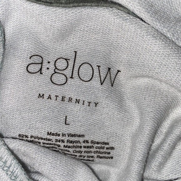 A glow maternity top camouflage size large - Picture 6 of 6